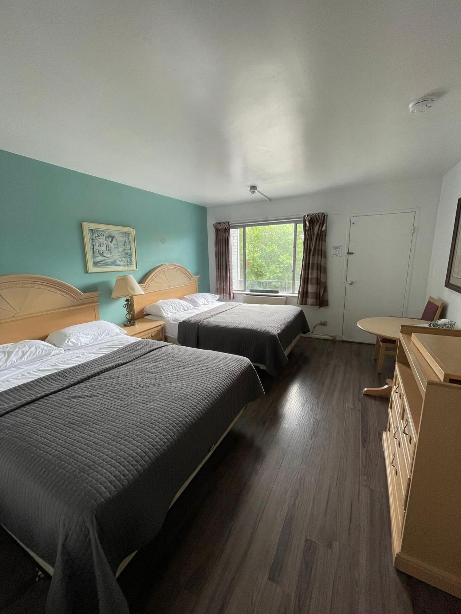 6267 Persepolis Inn Niagarawatervallen Buitenkant foto