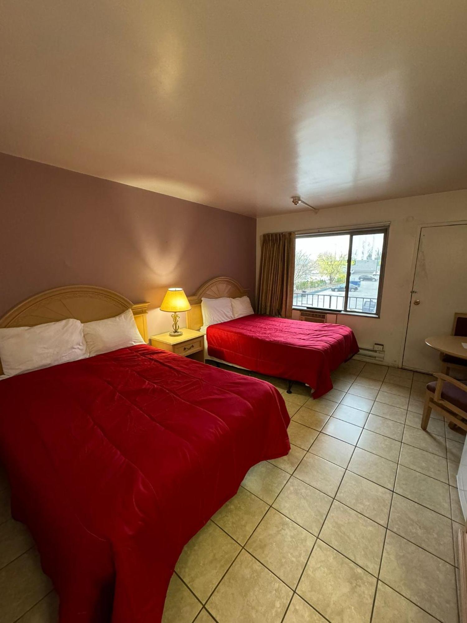 6267 Persepolis Inn Niagarawatervallen Buitenkant foto