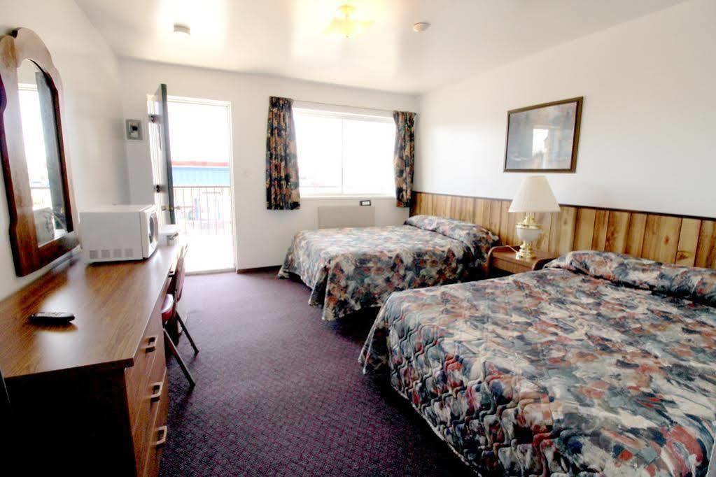 6267 Persepolis Inn Niagarawatervallen Buitenkant foto