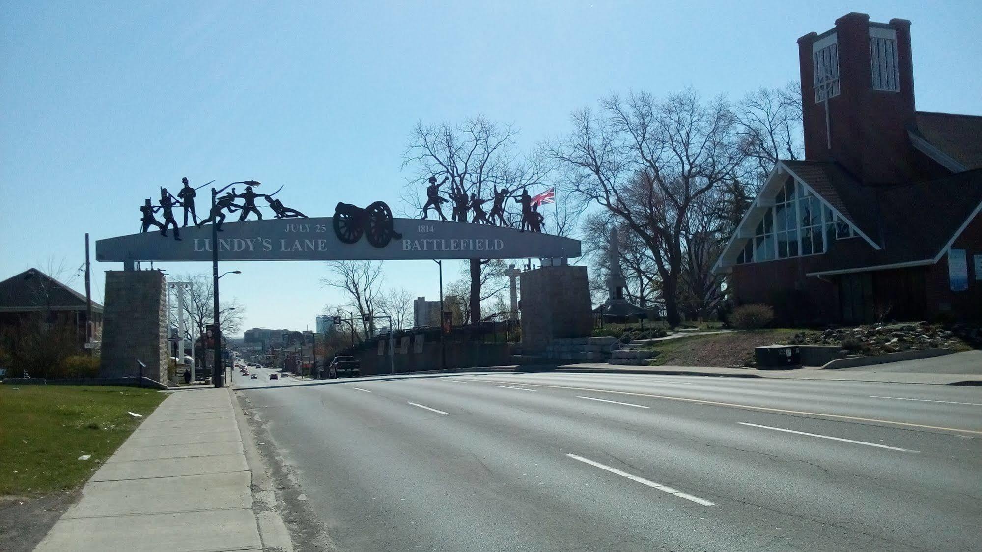 6267 Persepolis Inn Niagarawatervallen Buitenkant foto